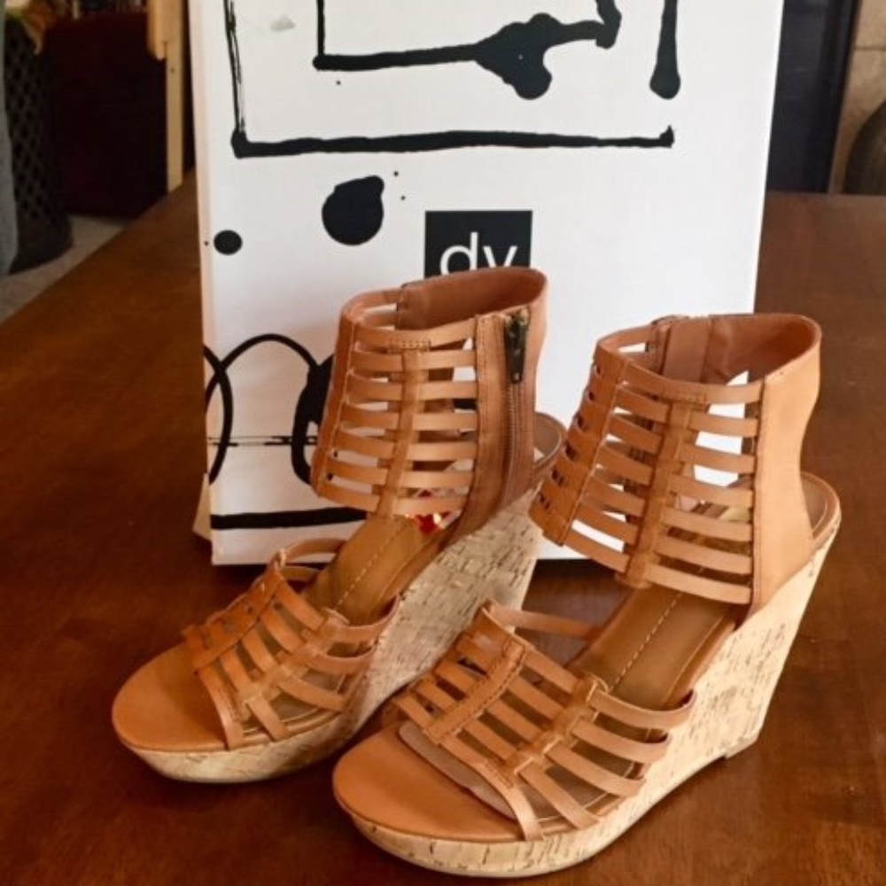 Dolce Vita Summer Platforms